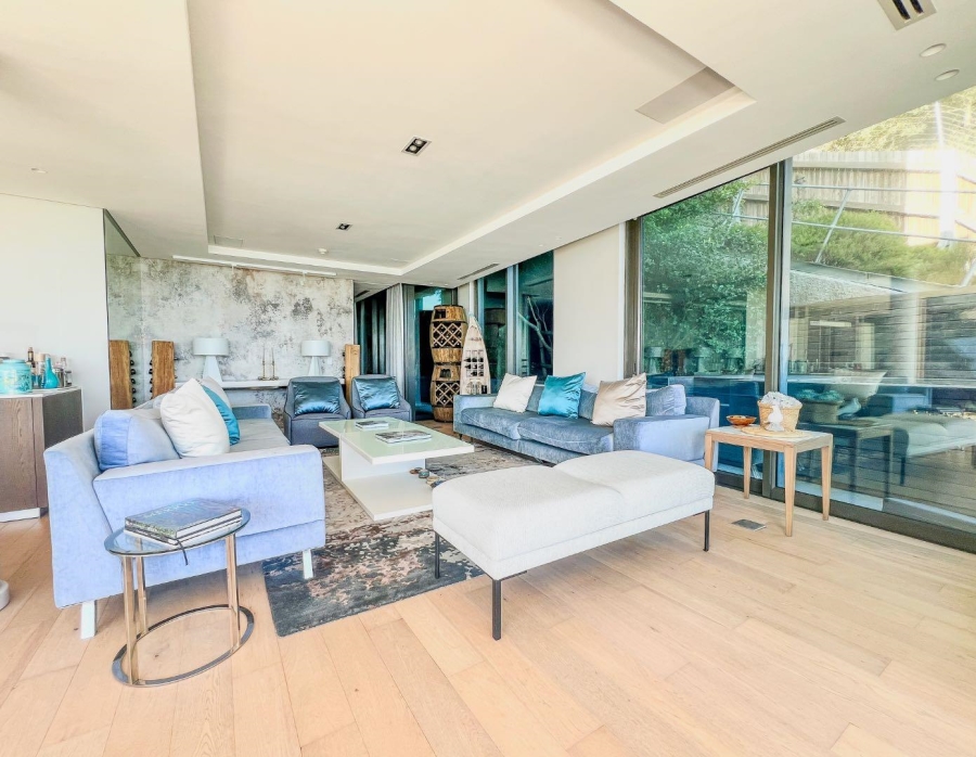 4 Bedroom Property for Sale in Clifton Western Cape